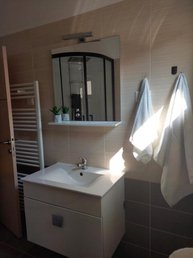 Apartments Stipe Biograd Na Moru Bagian luar foto